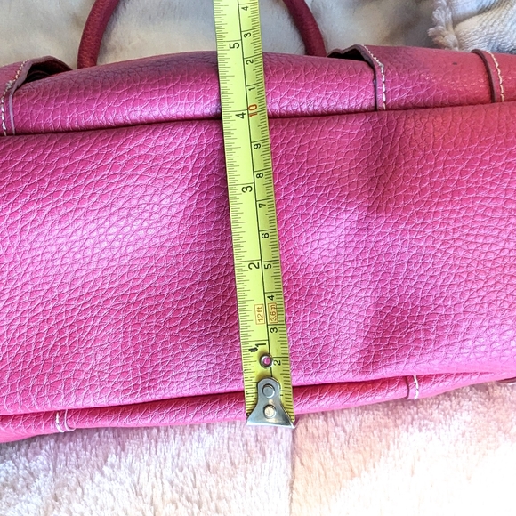 Vintage Tommy Hilfiger Hot Pink Purse. - Picture 10 of 11